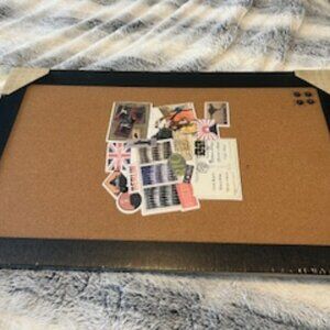 Bulletin board / Cork Board